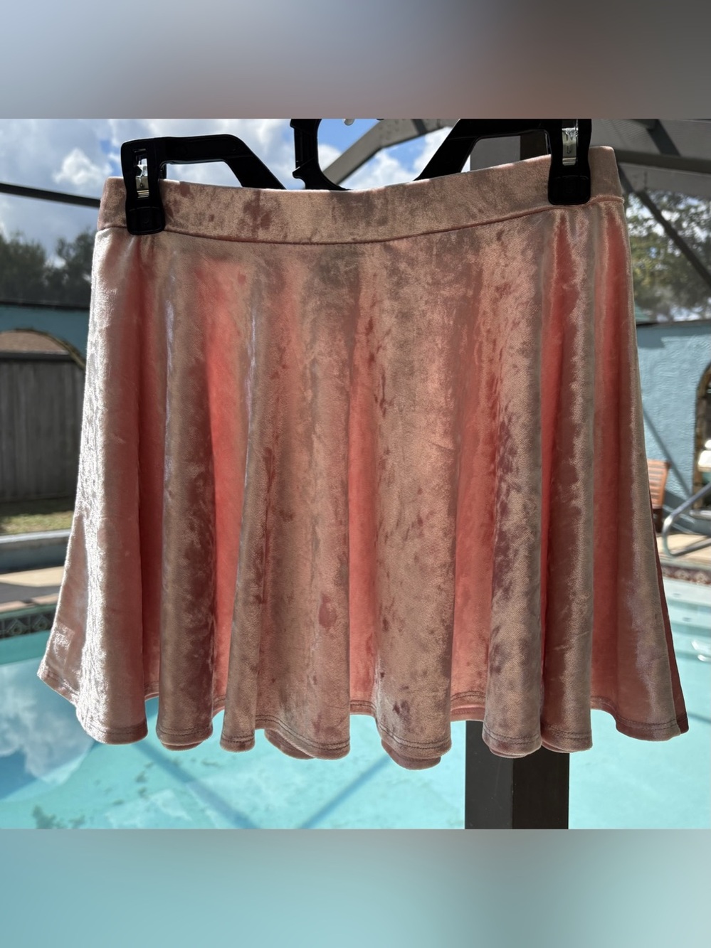 Forever 21 Velvet A-Line Skirt in Pink Size L Like New
